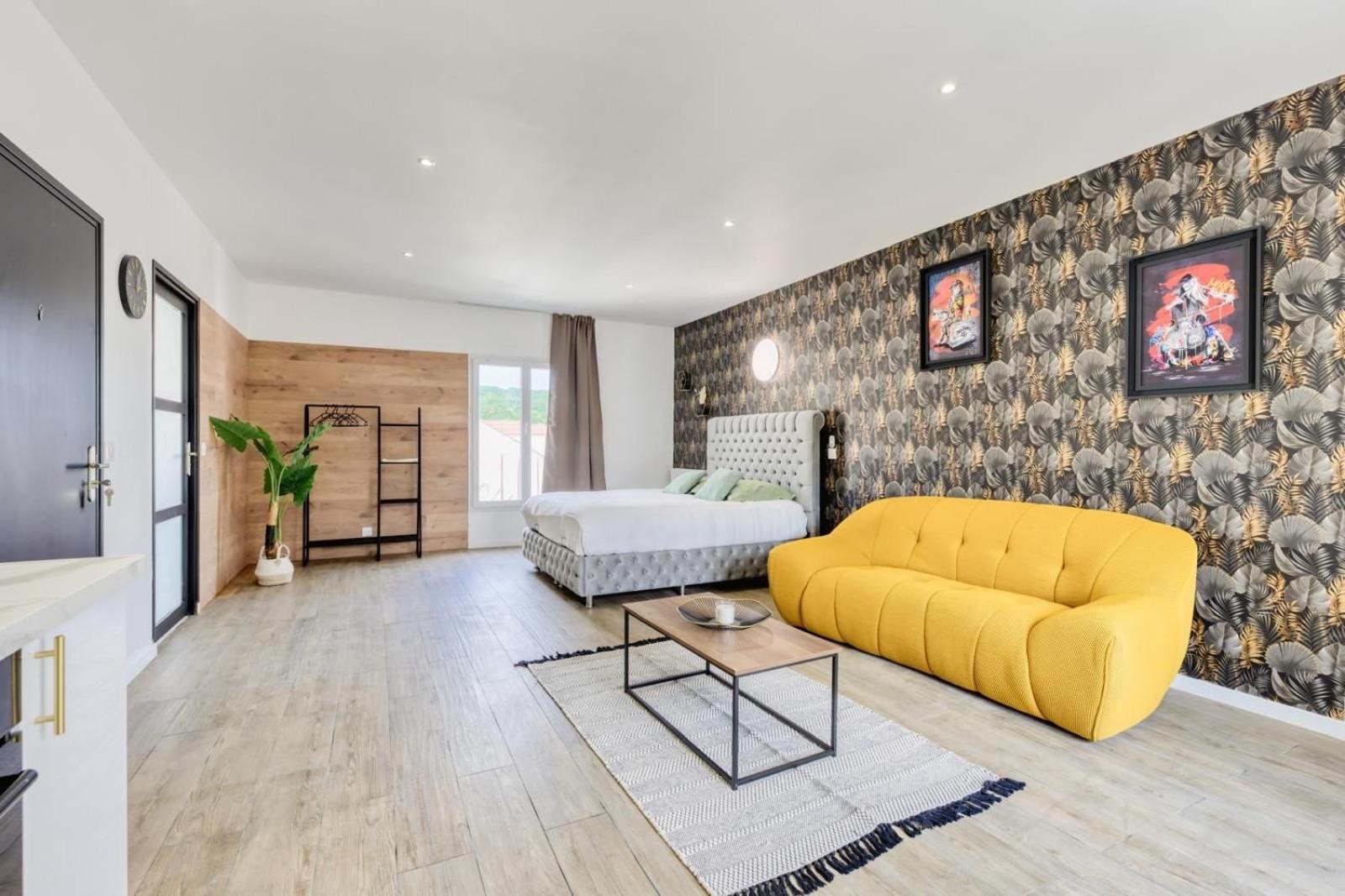 Coubron Studio 1 מראה חיצוני תמונה